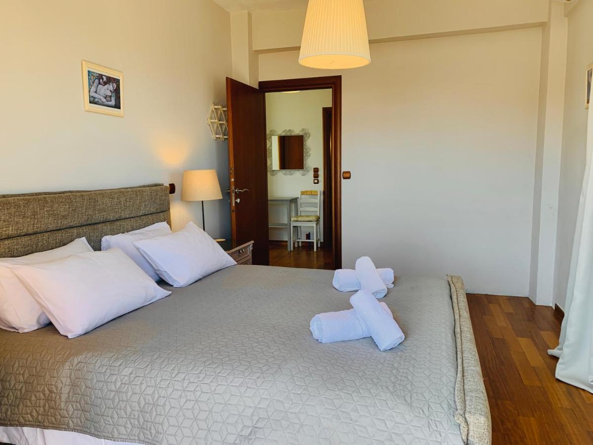 Villa Kalli - Porto Ennia Vromopousi Eksteriør billede